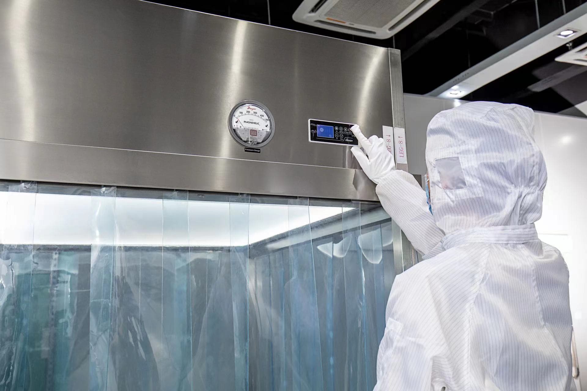 ISO Class-100 Laminar Airflow Operation Theatres